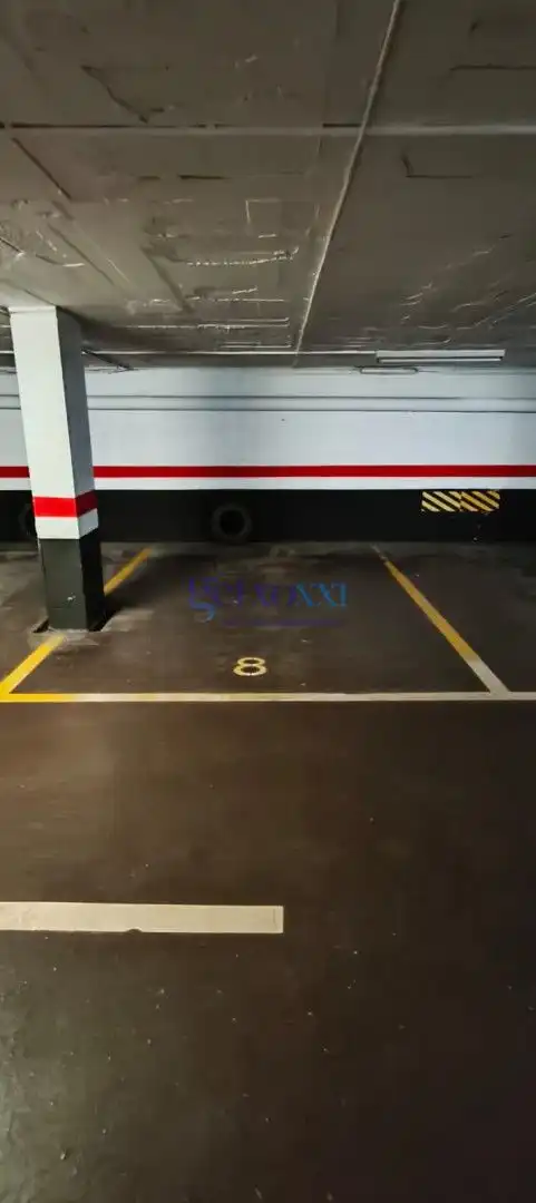 Parking de Piso en venta en Leioa con Calefacción, Terraza y Trastero