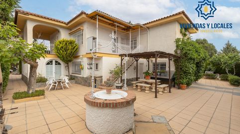 Foto 3 de Casa o chalet en venta en Avenida del Suspiro del Moro, 151, Villa de Otura, Granada