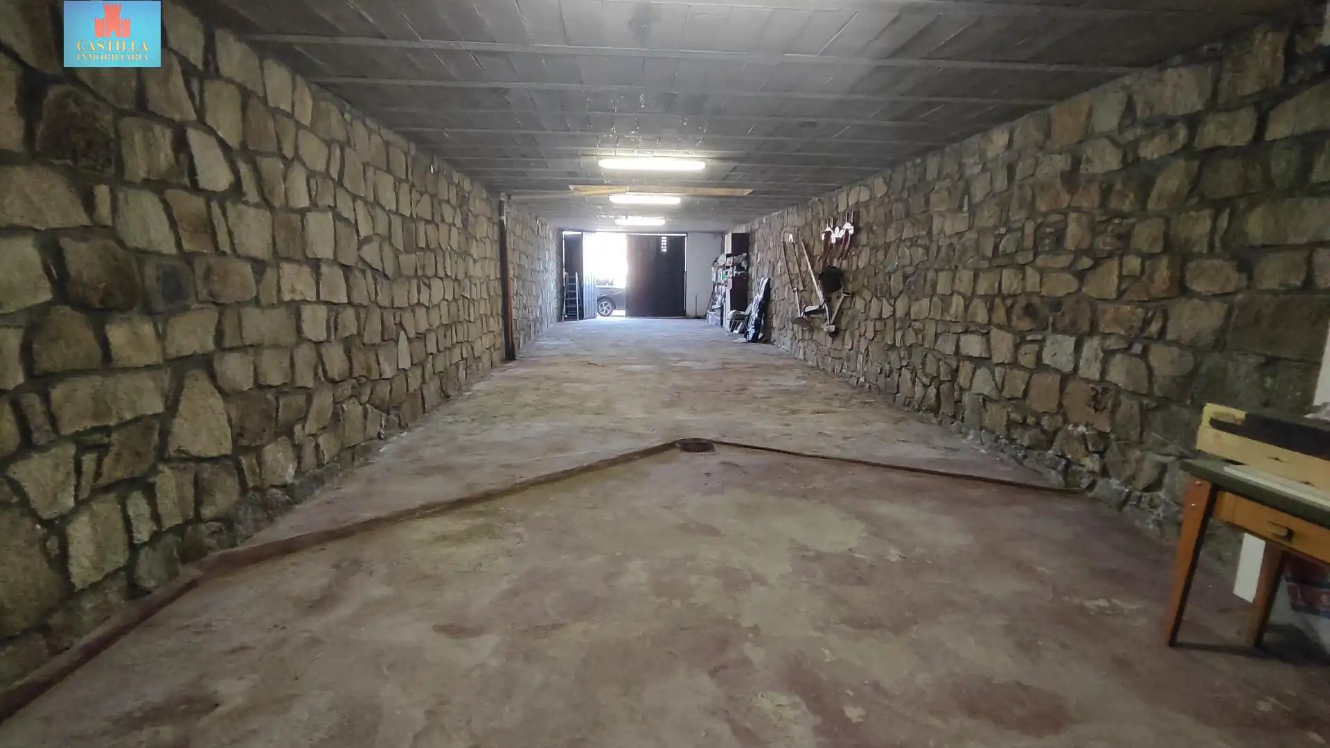Piso en venta en El Barraco  con Calefacción, Terraza y Amueblado