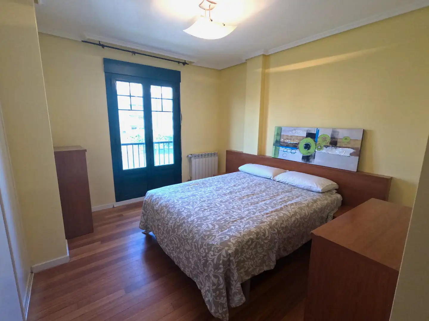 Schlafzimmer von Wohnung zur Miete in Santander mit Heizung, Möbliert und Ofen