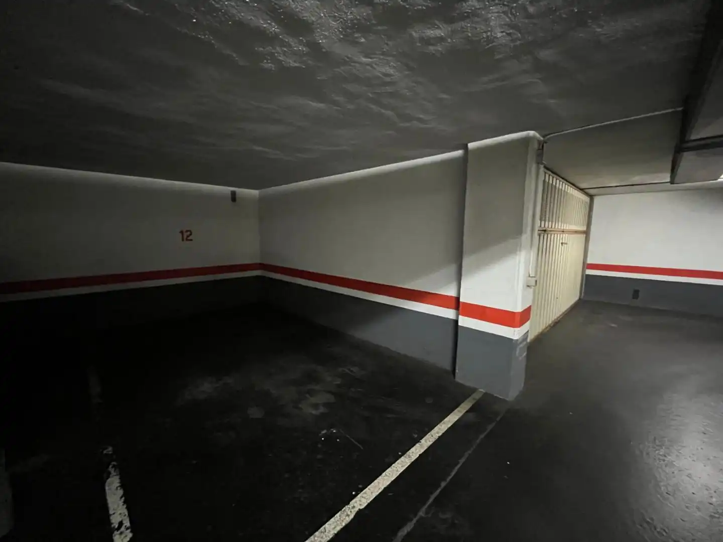 Parking de Garaje en venta en Getxo  con Alarma