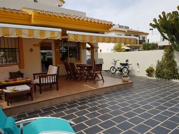 Casa amb piscina de lloguer a Torre de la Horadada