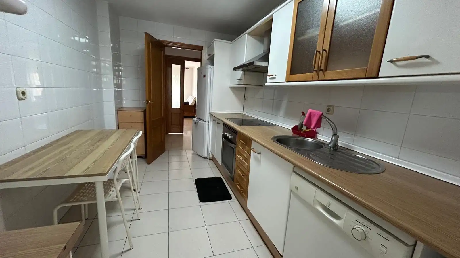 Kitchen of Flat for rent in Algeciras  with Air Conditioner, Furnished and Pets allowed