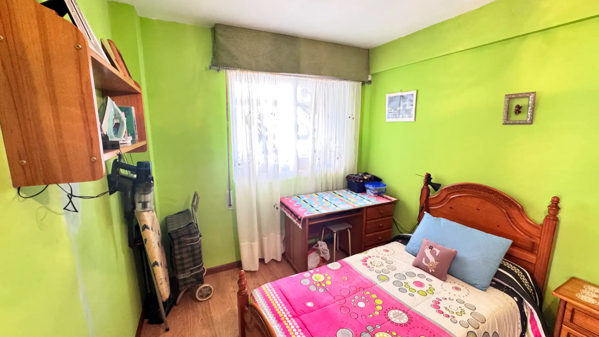 Habitación de Piso en venta en Arteixo con Parquet, Horno y Lavadora