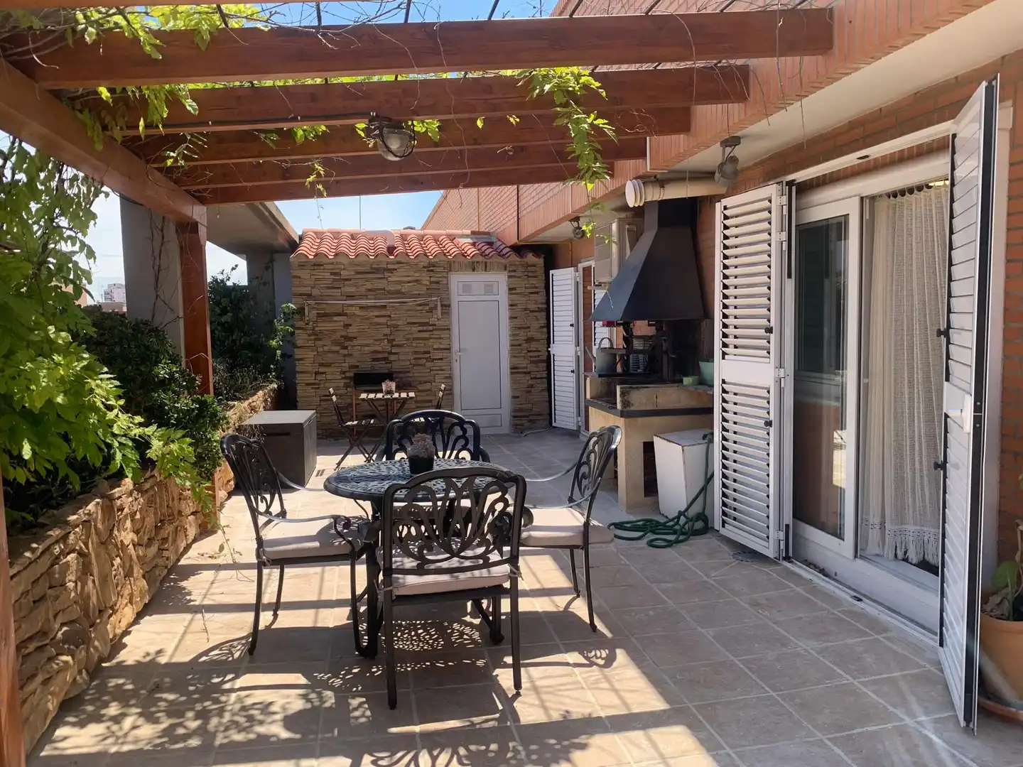 Ático de alquiler en Carrer de Rafael Reyes i Torrent (Pintor), L'Amistat