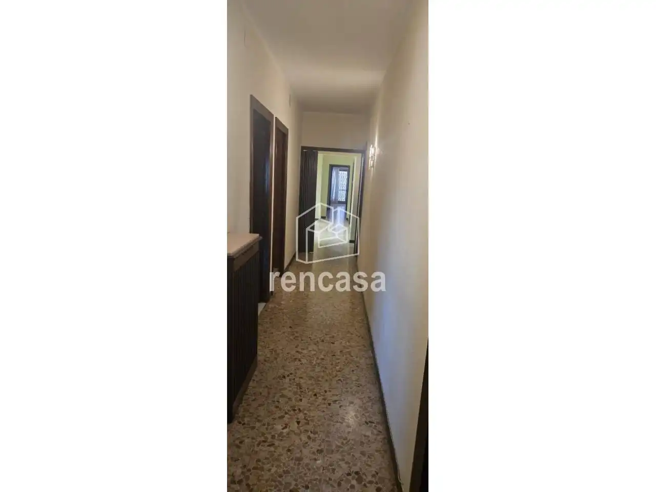 Wohnung zum Verkauf in Lleida mit Heizung, Terrasse und Möbliert