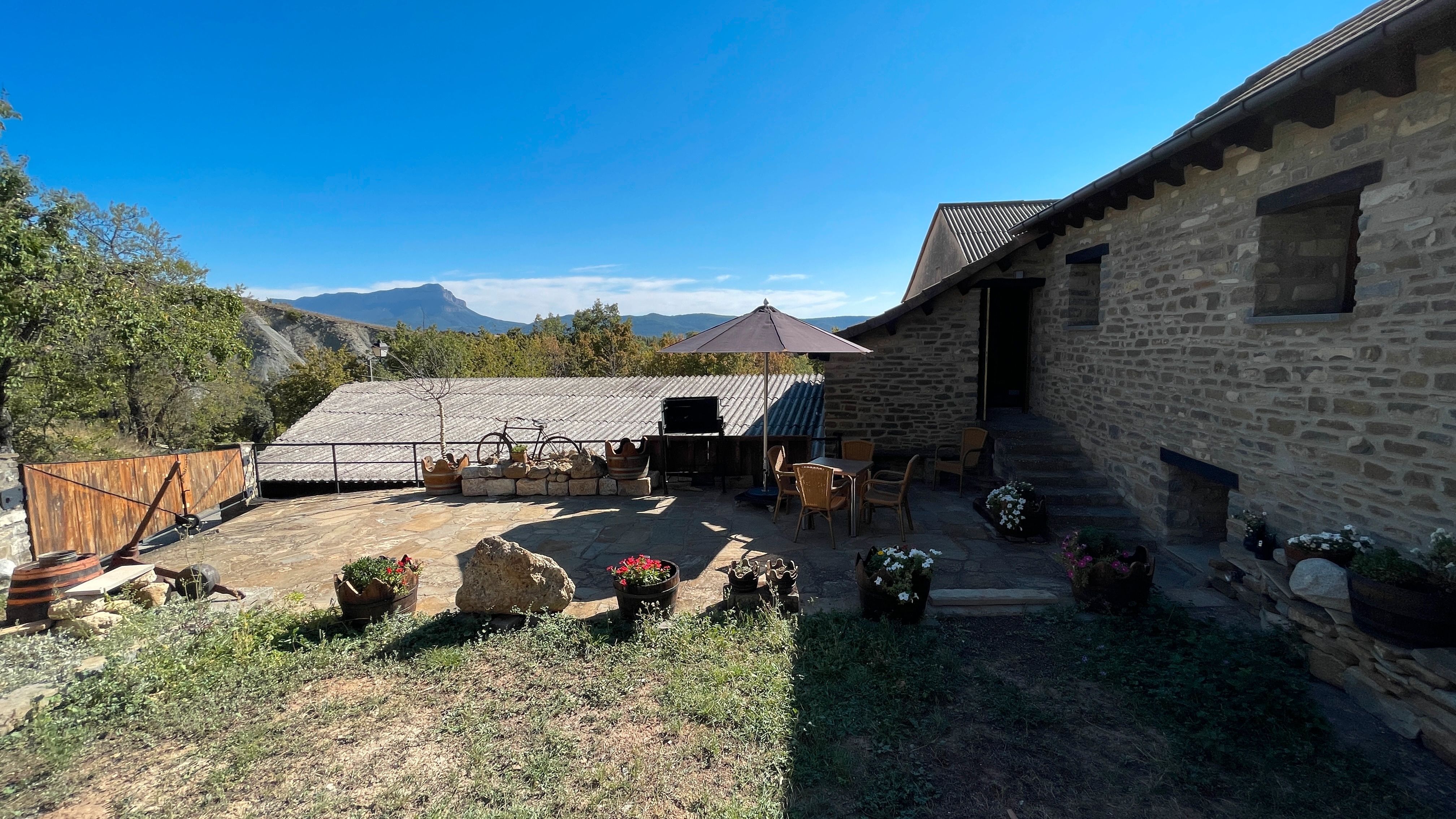 Terrassa de Casa o xalet en venda en Jaca amb Jardí privat, Parquet i Terrassa