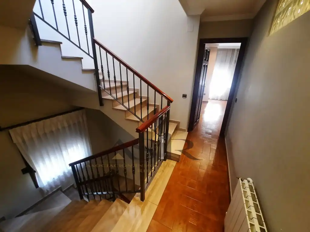 Haus mit Terrasse zur Miete in Casc Urbà, imagen 7
