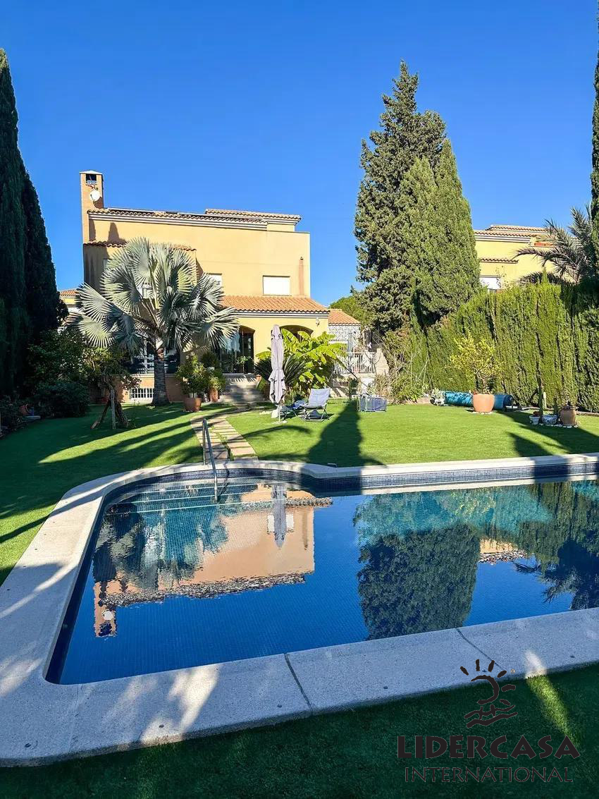 Piscina de Casa o chalet en venta en  Murcia Capital con Jardín privado, Terraza y Piscina