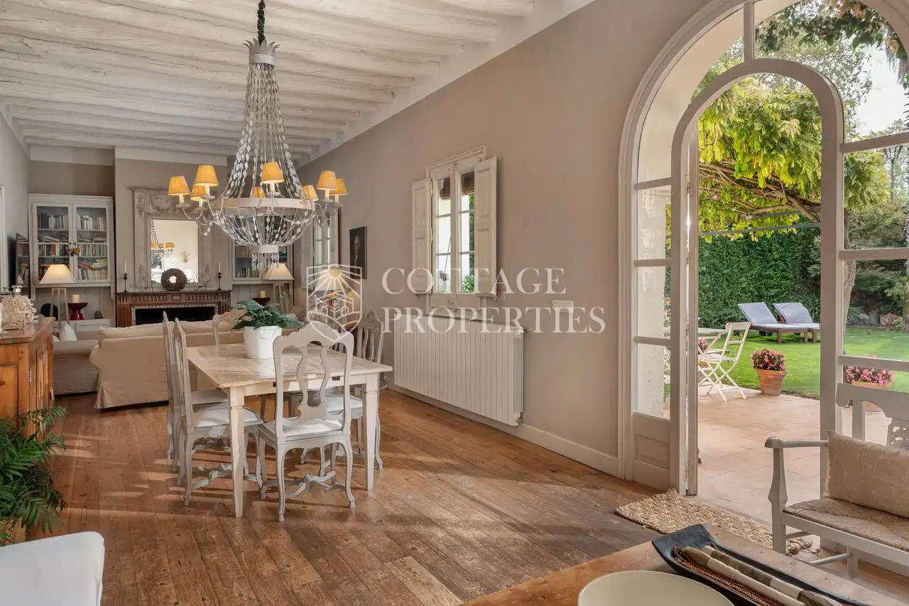 Comedor de Finca rústica en venta en Torroella de Fluvià con Aire acondicionado, Jardín privado y Terraza