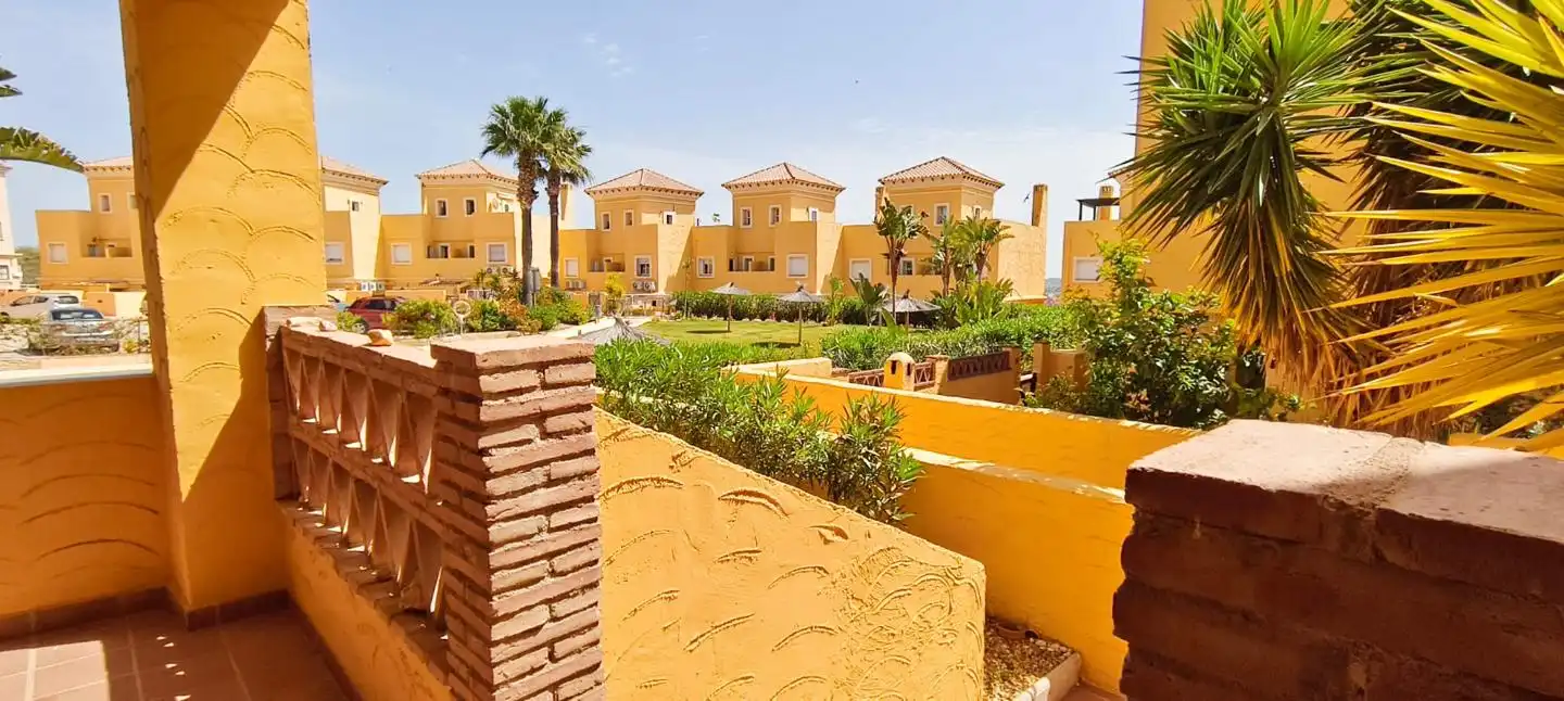 Vista exterior de Planta baixa en venda en Vera amb Aire condicionat, Jardí privat i Terrassa