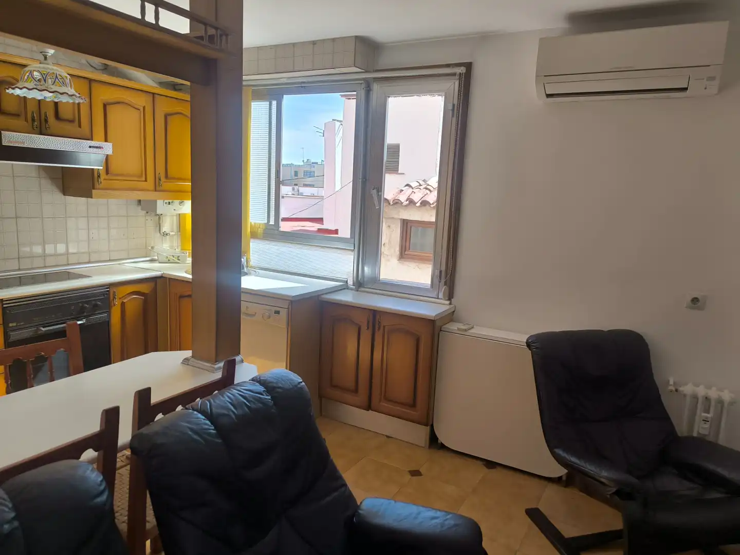 Cuina de Pis de lloguer en Madrid amb Aire condicionat, Calefacció i Parquet