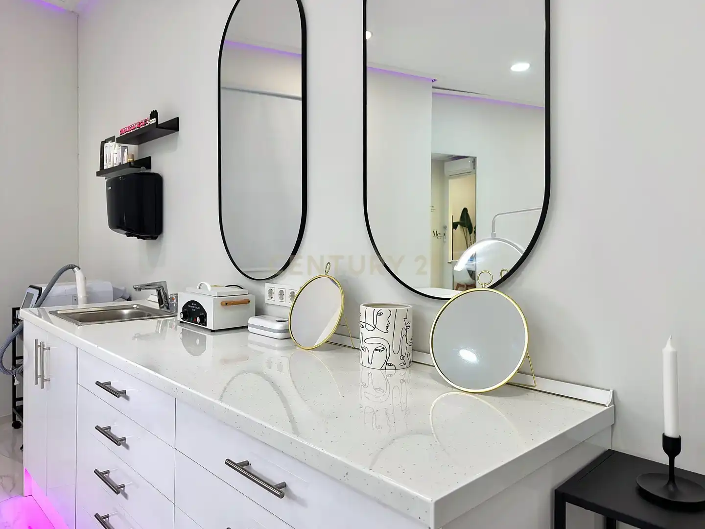 Bathroom of Commercial properties for transfer in Torremolinos  with Air Conditioner