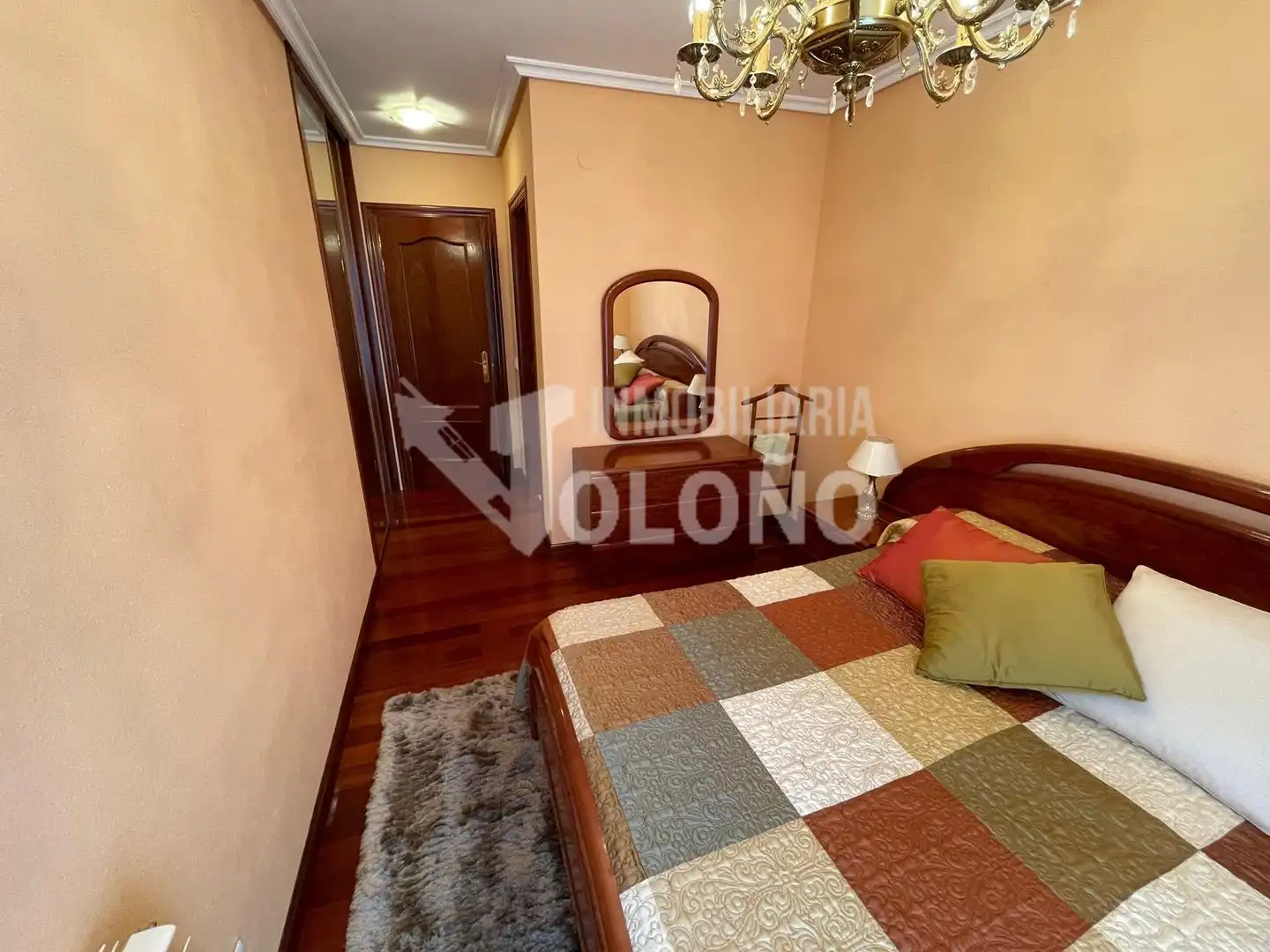 Habitación de Piso en venta en Castañares de Rioja con Calefacción, Parquet y Terraza