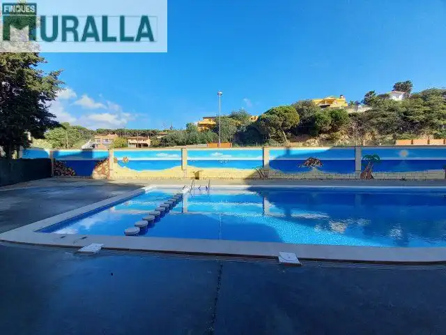 Piscina de Piso en venta en Blanes con Piscina