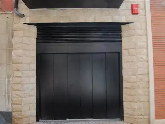 Garaje de alquiler en León Capital 