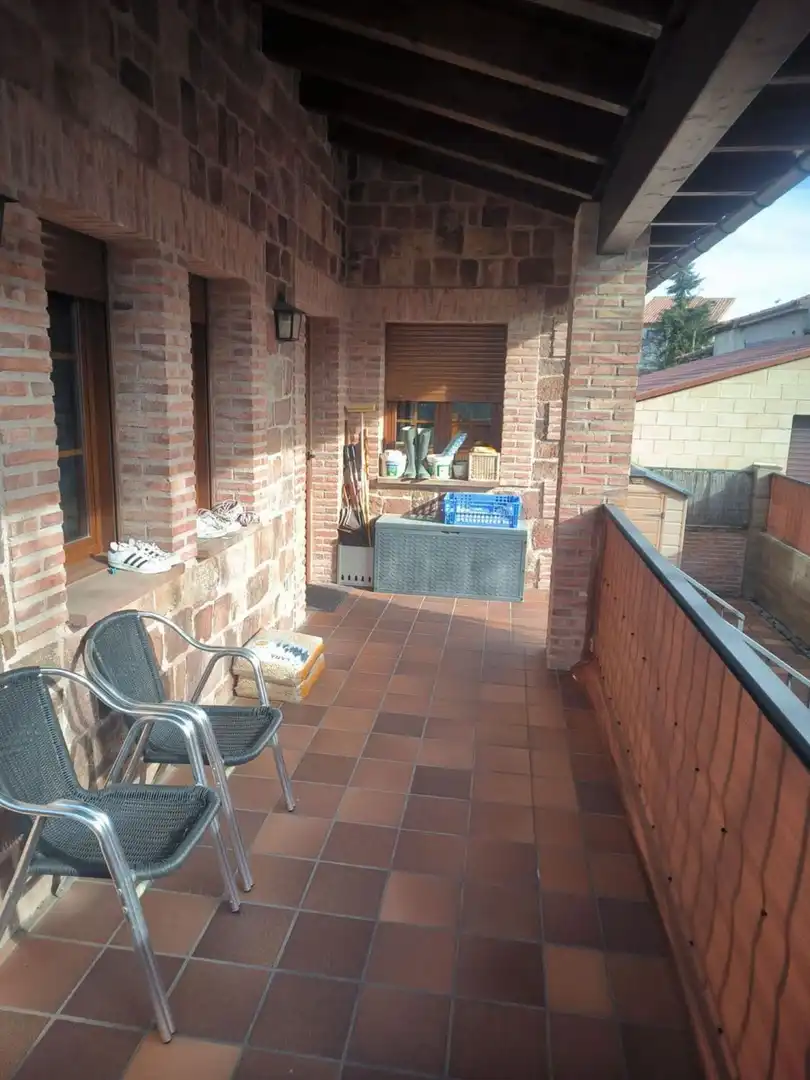 Edifici en venda a Urrez, Villasur de Herreros