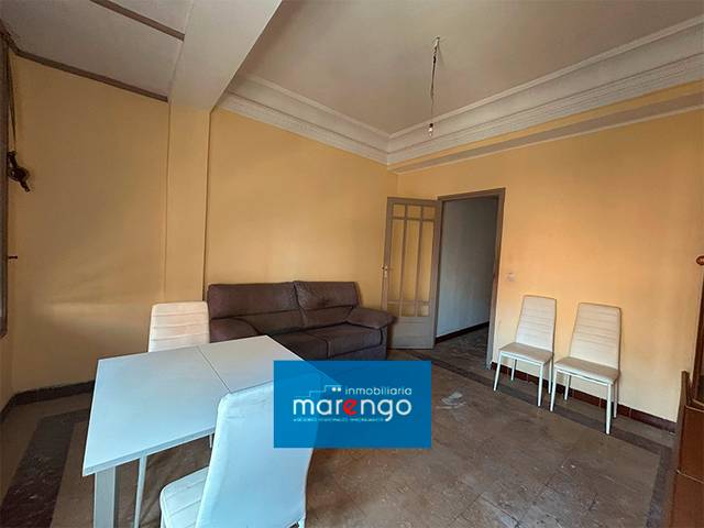 Piso en Venta en Hospital - Plaza del Real