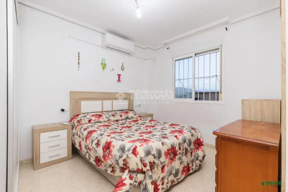 Habitación de Piso en venta en Almería con Aire acondicionado