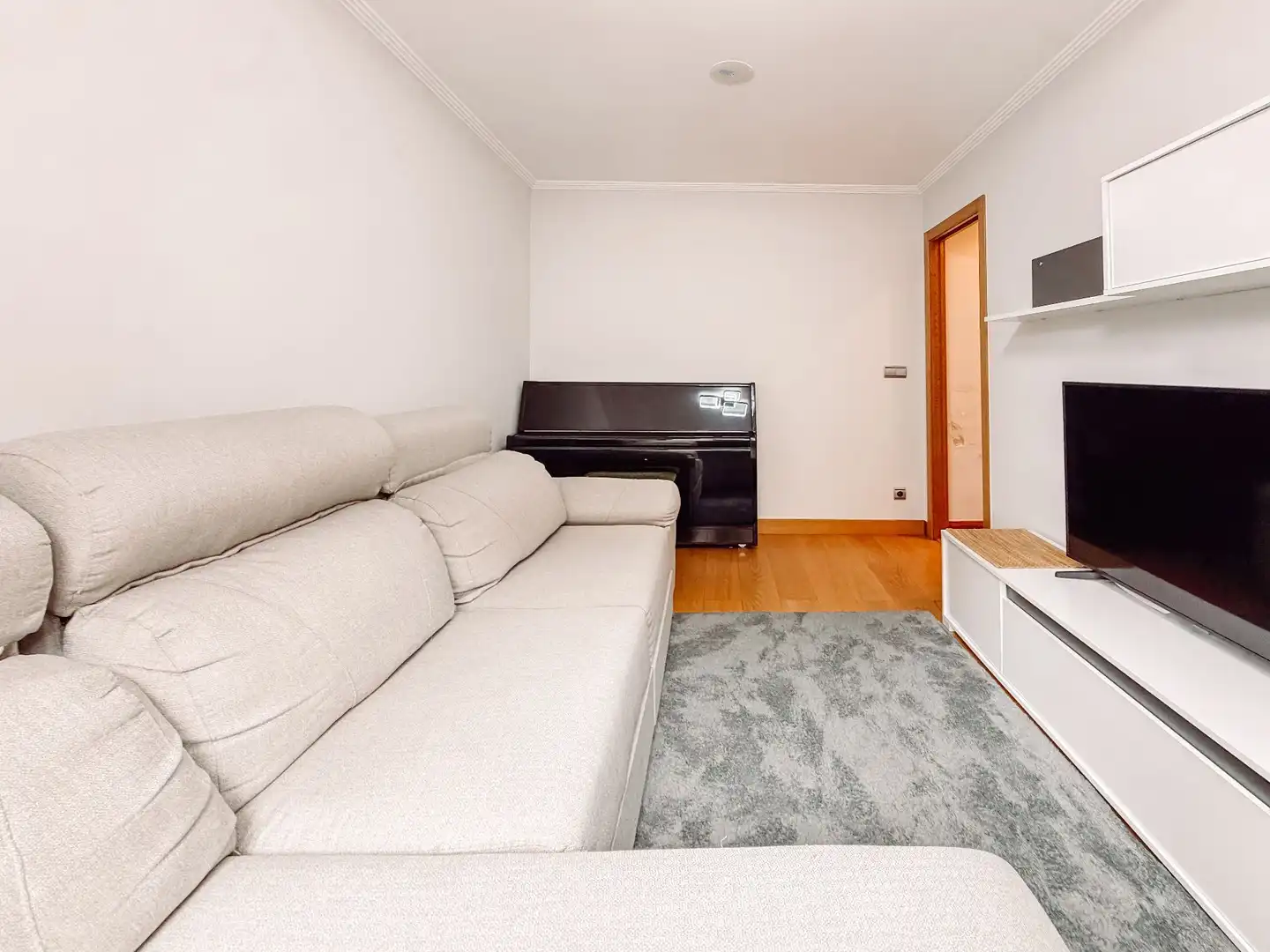 Sala de estar de Piso en venta en Urnieta con Calefacción, Terraza y Trastero