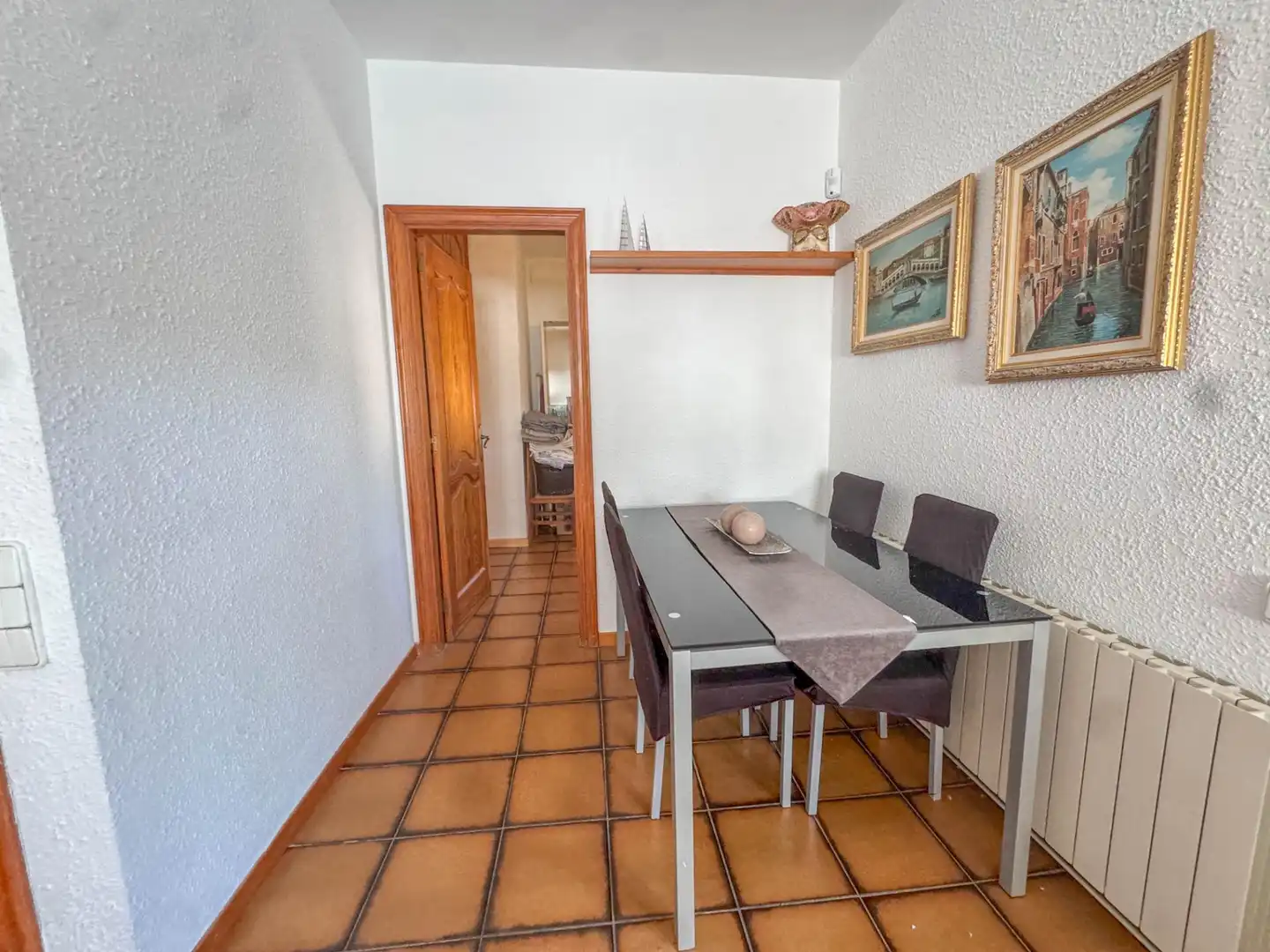 Comedor de Casa o chalet en venta en Sant Esteve Sesrovires con Aire acondicionado, Calefacción y Balcón