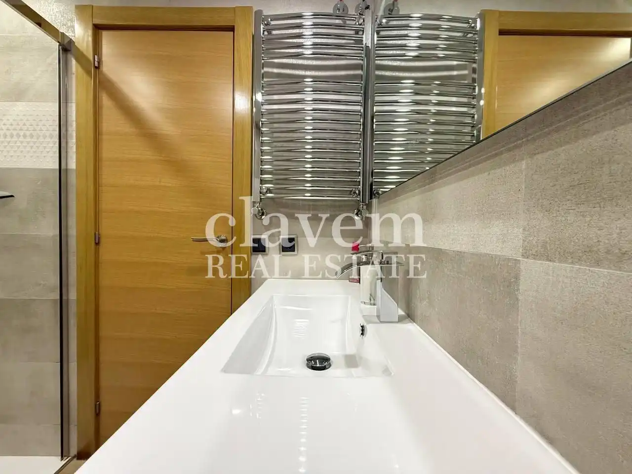 Baño de Piso en venta en Barcelona con Aire acondicionado y Terraza