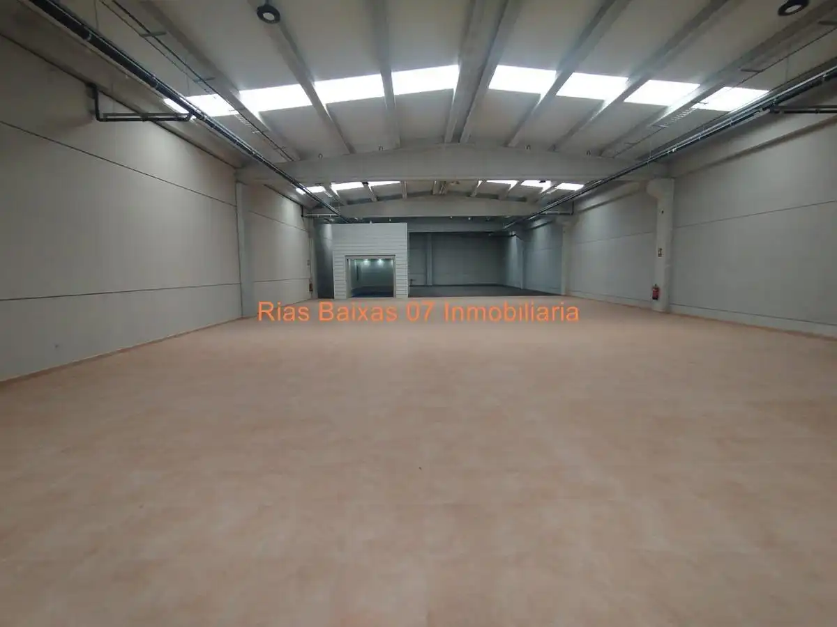Nave industrielle à louer à Mos, imagen 30