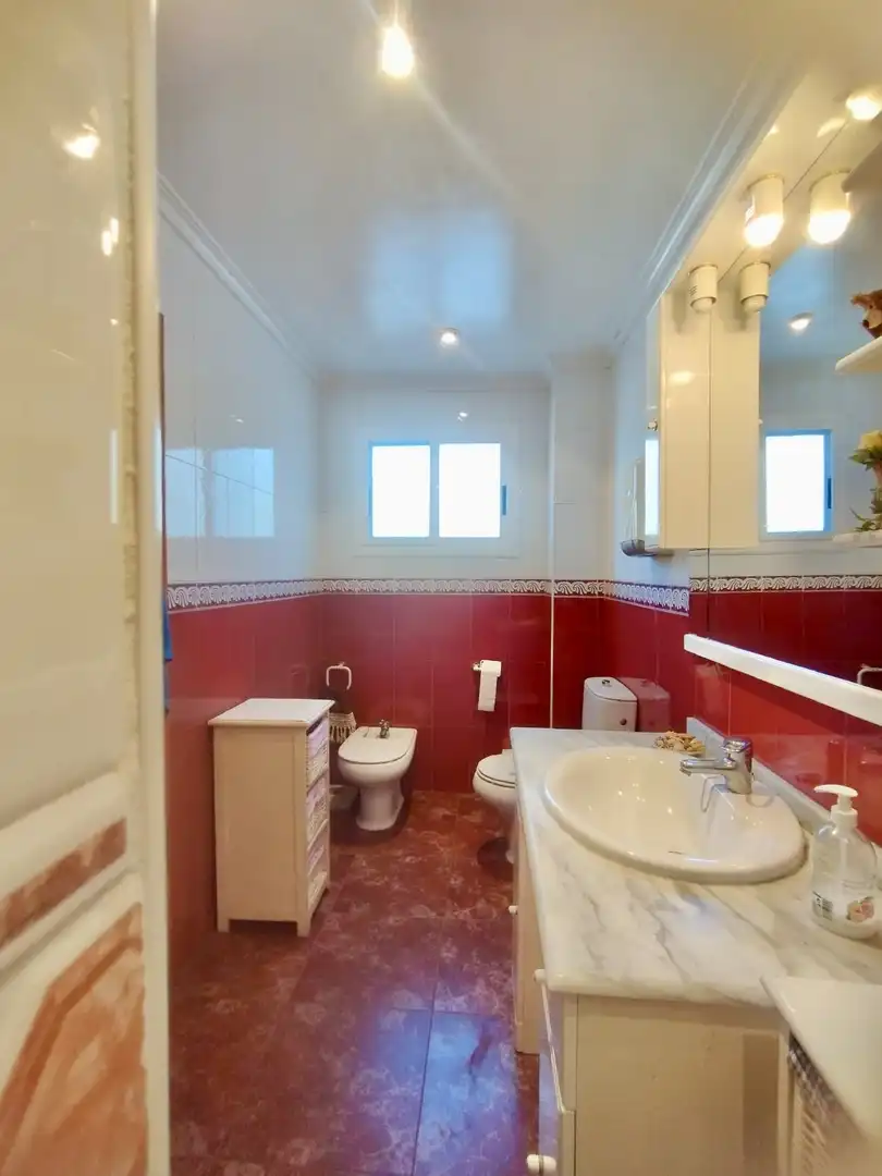 Bathroom of Houses for sale in Petrer  with Private garden and Swimming Pool