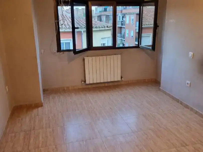 Dormitori de Pis en venda en Talavera de la Reina amb Balcó