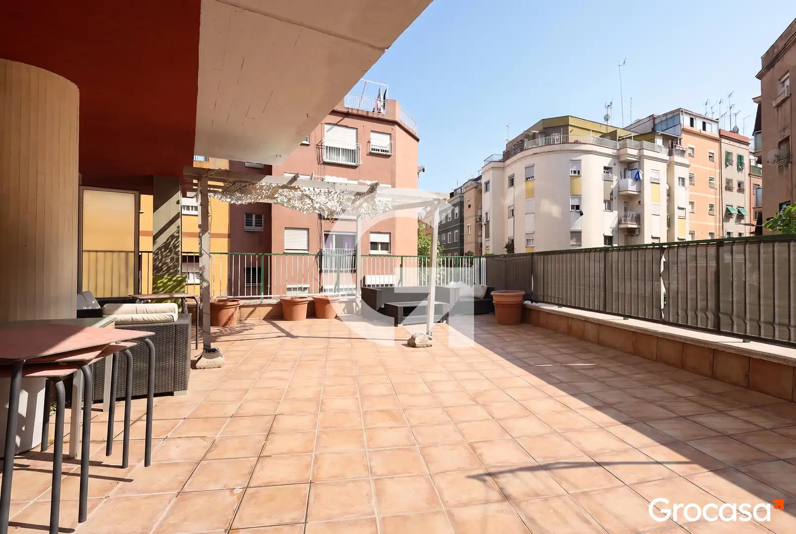 Terrassa de Pis en venda en L'Hospitalet de Llobregat amb Aire condicionat, Calefacció i Terrassa