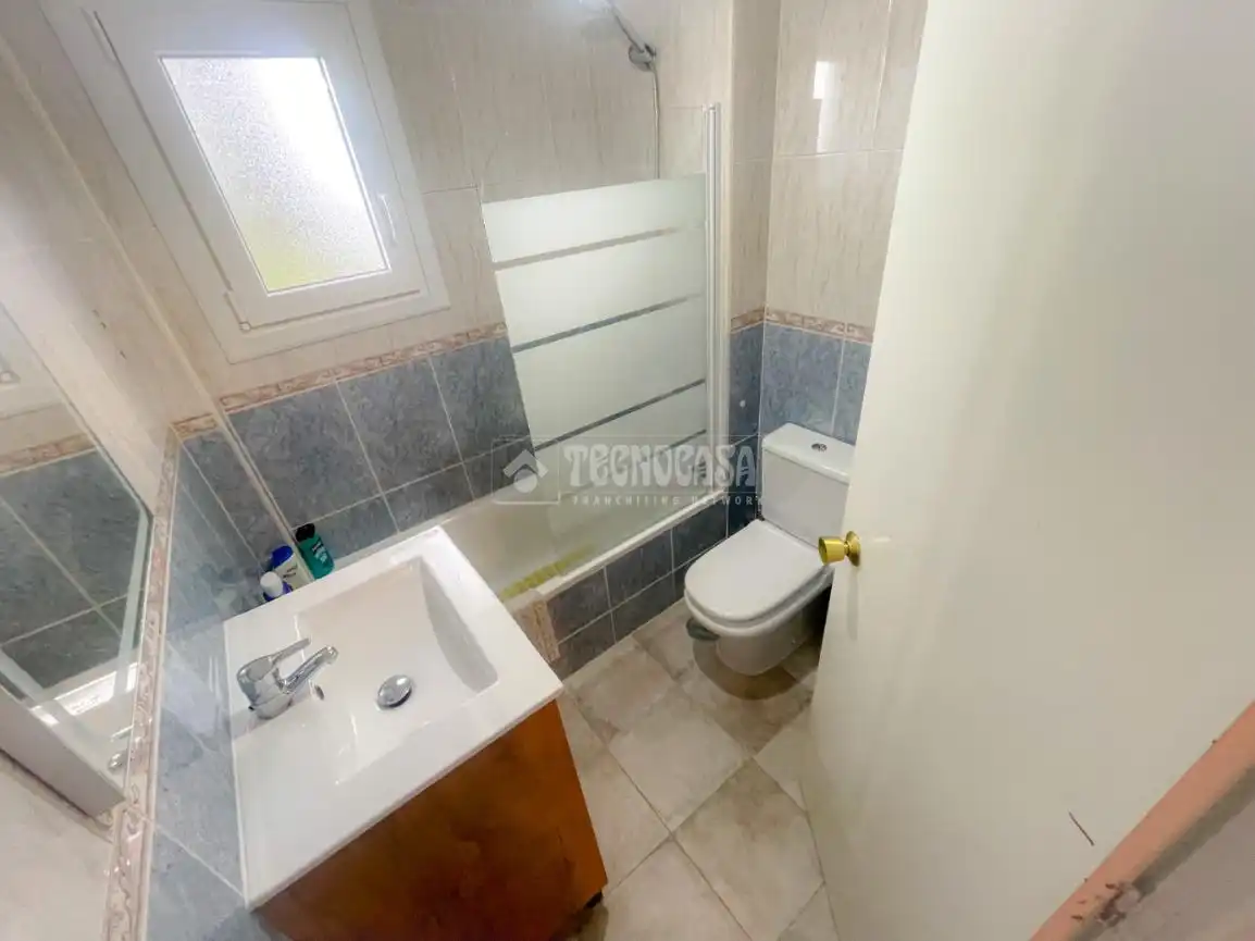 Badezimmer von Wohnung zum Verkauf in Guadarrama mit Heizung, Terrasse und Gemeinschaftspool