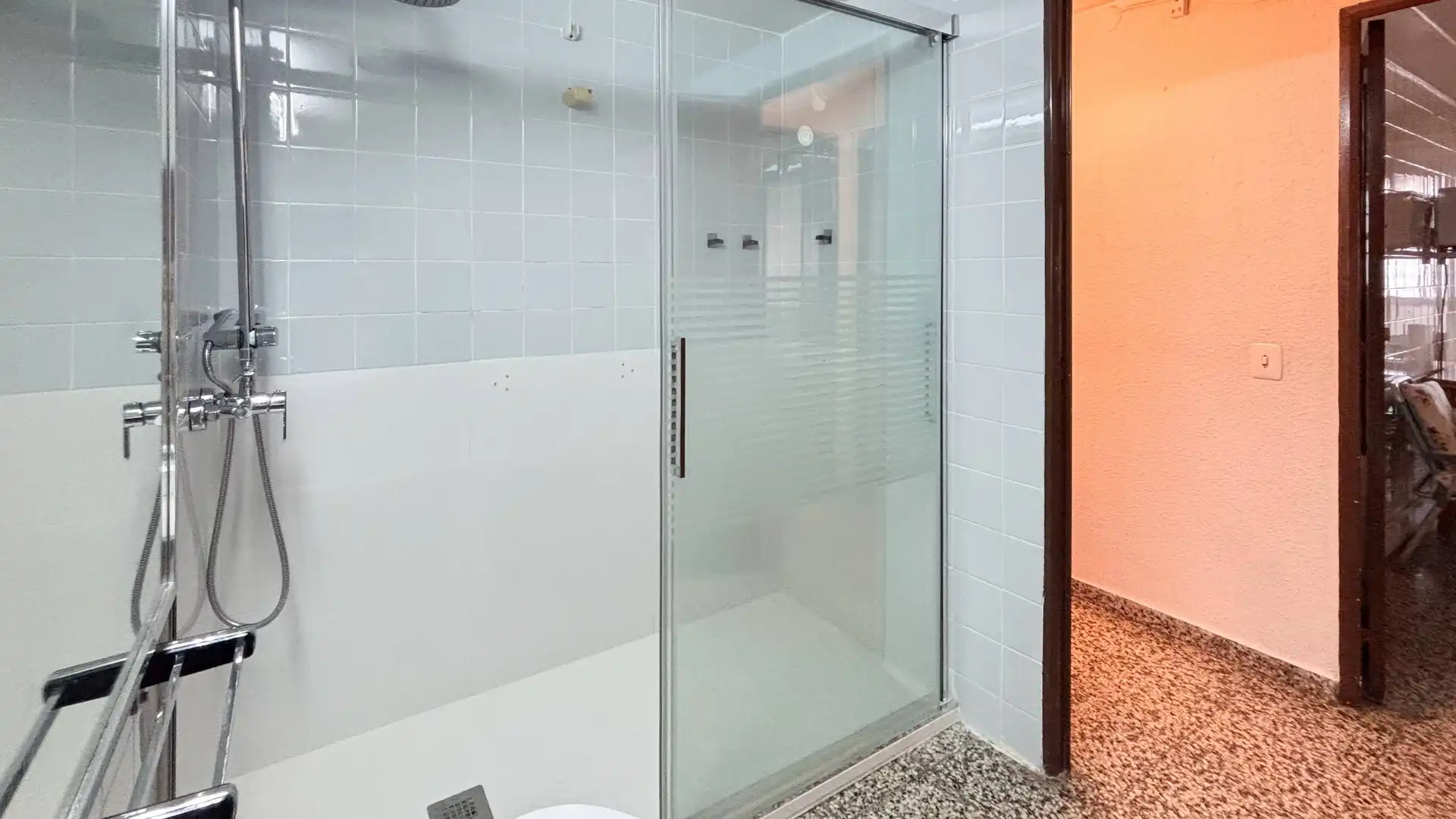 Badezimmer von Wohnung zum Verkauf in Valencia mit Terrasse