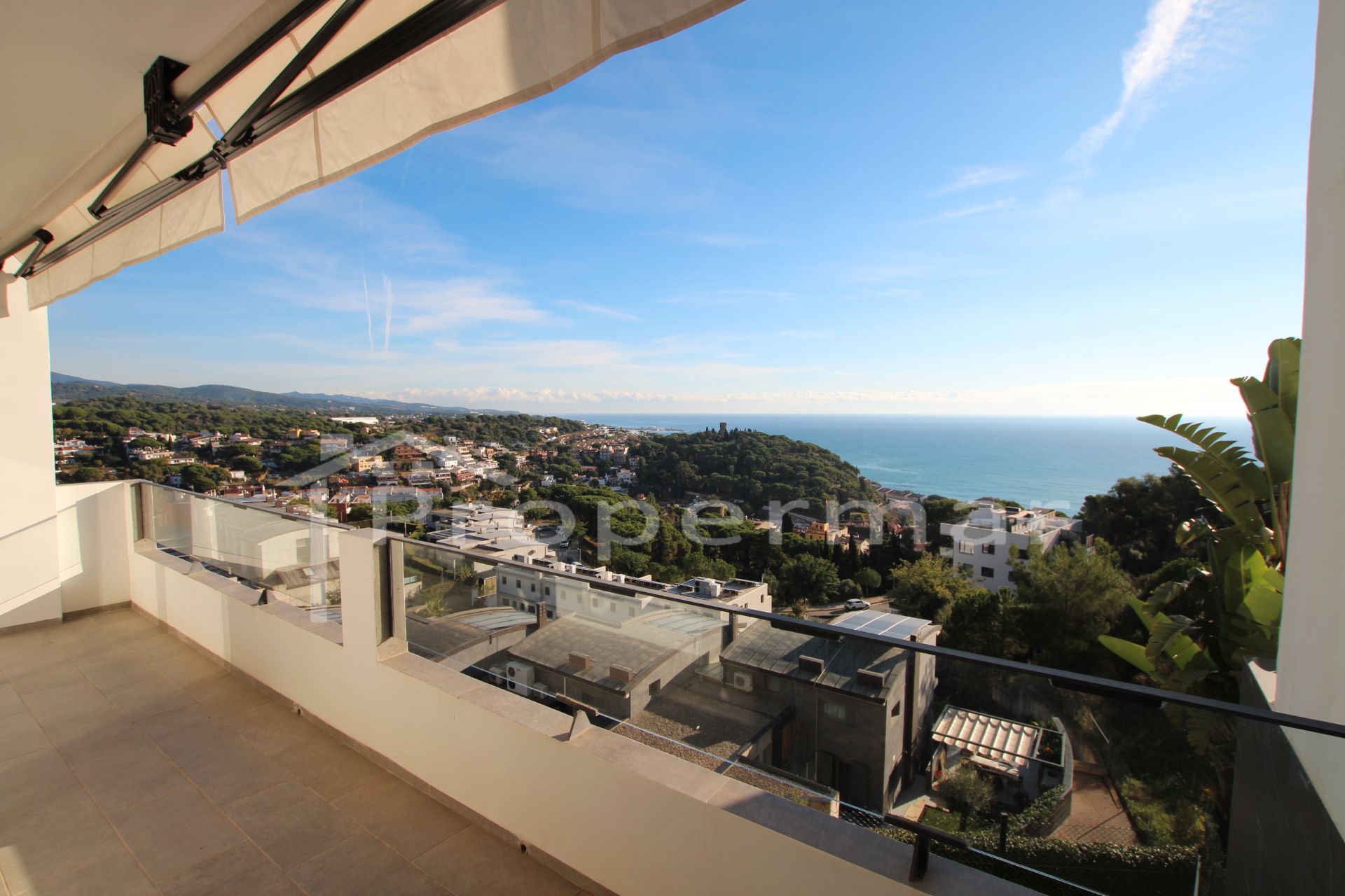 Exterior view of Single-family semi-detached for sale in Caldes d'Estrac  with Air Conditioner, Heating and Private garden