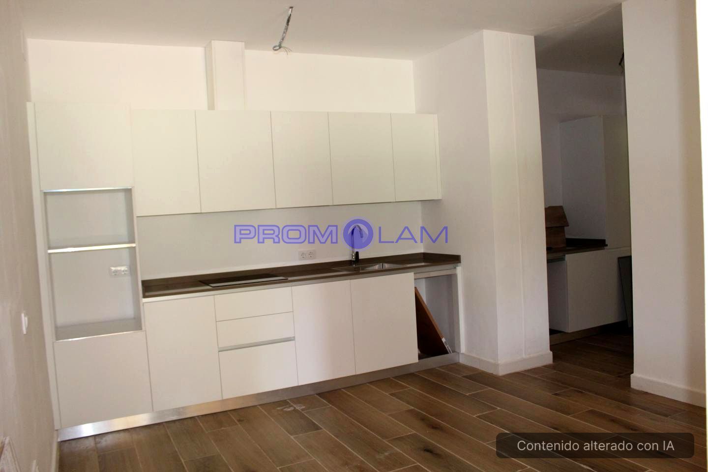Kitchen of Planta baja for sale in  Sevilla Capital