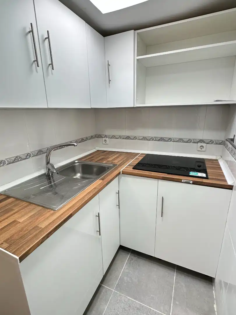 Cocina de Piso de alquiler en Madrid con Calefacción y Lavadora