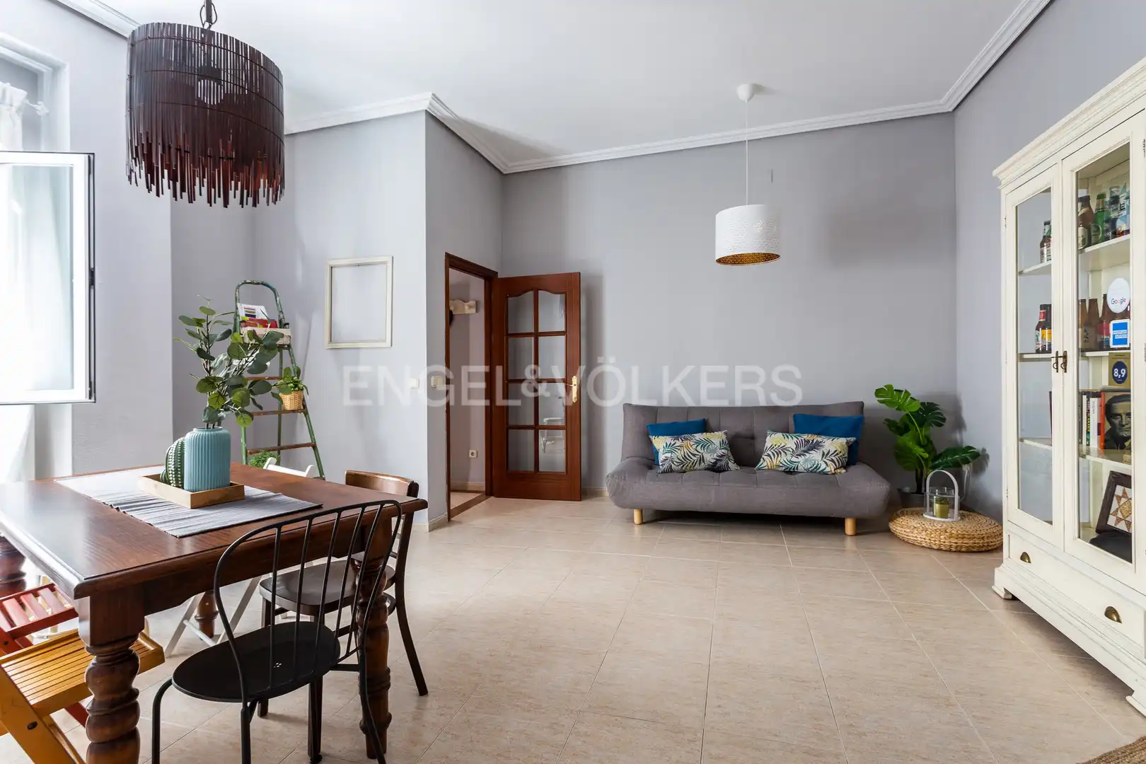 Sala d'estar de Apartament de lloguer en Sevilla amb Aire condicionat, Calefacció i Moblat