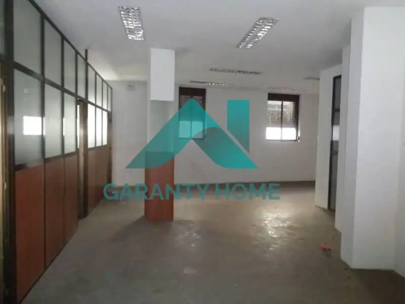 Local comercial en alquiler en Centro, imagen 5