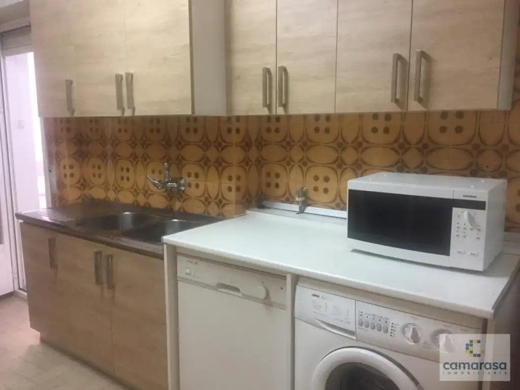 Küche von Wohnung zur Miete in Ávila mit Möbliert, Ofen und Waschmaschine