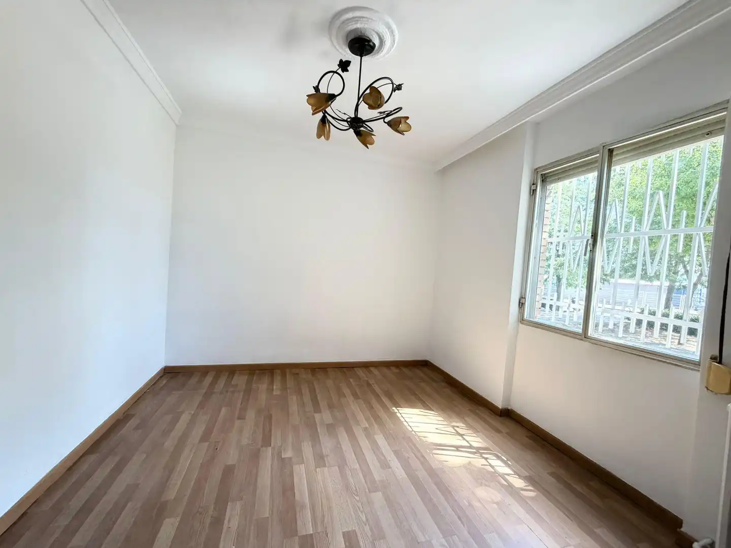 Habitación de Piso en venta en Madrid con Calefacción, Jardín privado y Parquet
