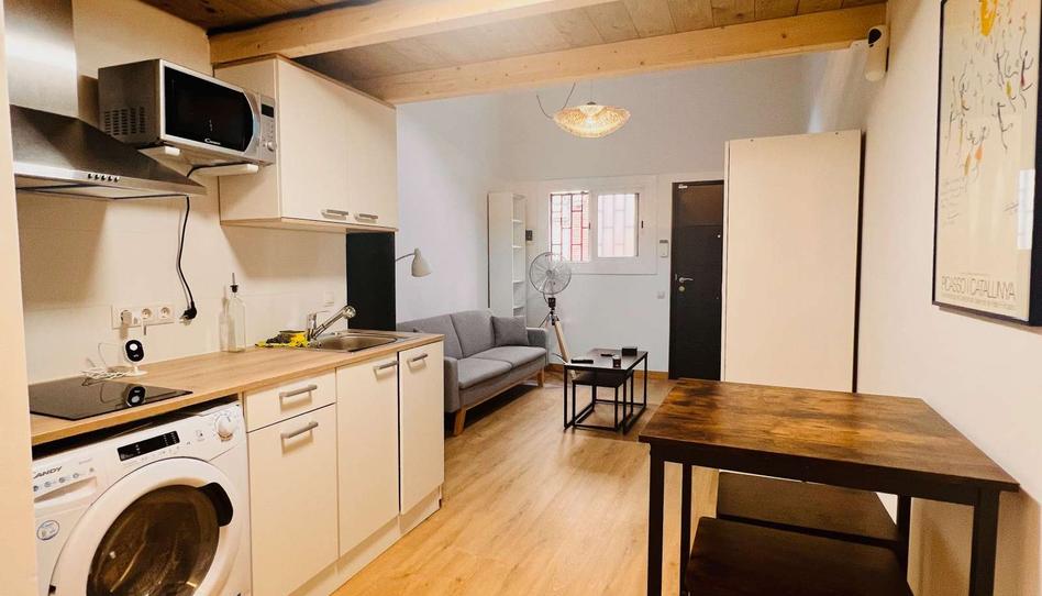 Foto 1 de Estudi per a compartir a Vila de Gràcia, Barcelona