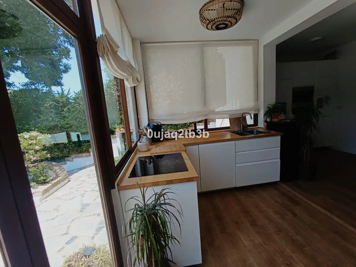 Cuina de Finca rústica en venda en Manilva amb Aire condicionat, Jardí privat i Terrassa