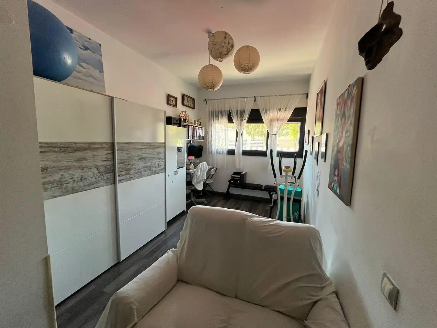Sala de estar de Planta baja en venta en Els Pallaresos con Aire acondicionado, Parquet y Terraza