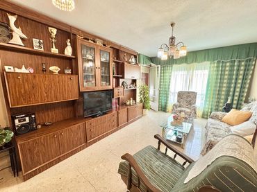 Piso con ascensor en venta en Calle de Felipe de Diego