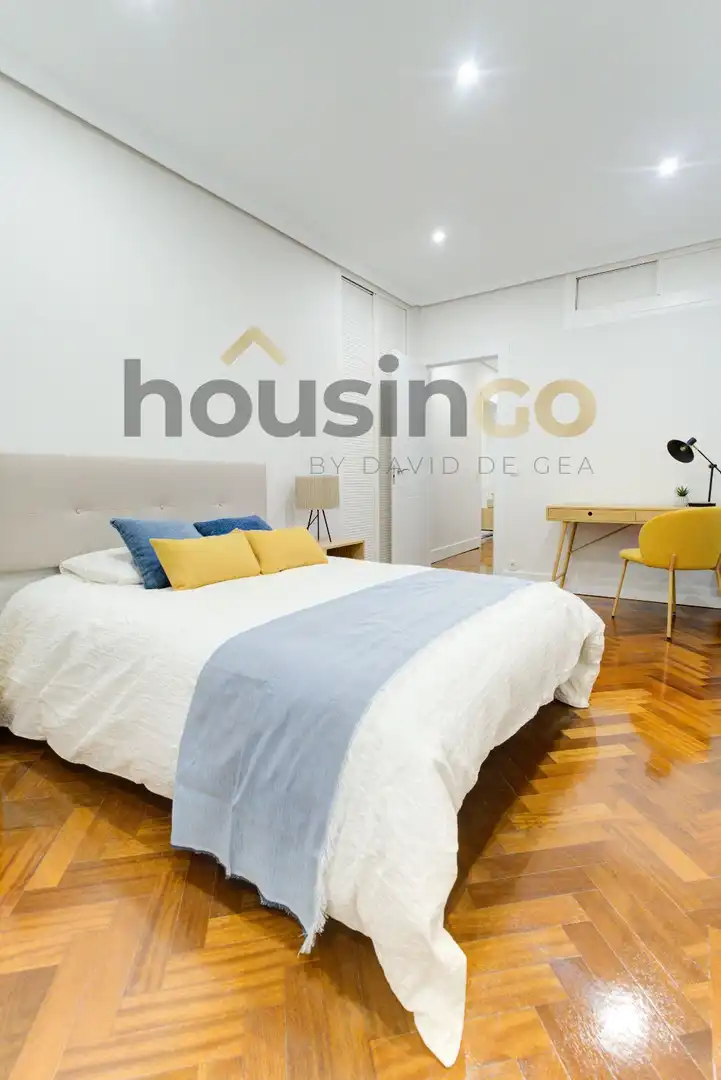 Vista exterior de Piso en venta en Madrid con Aire acondicionado, Calefacción y Amueblado