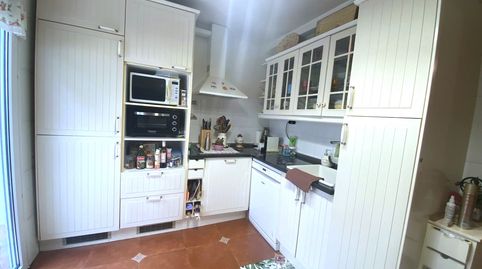 Foto 5 de Casa adosada en venda a Barrio Mioño, Mioño - Santullán, Castro-Urdiales