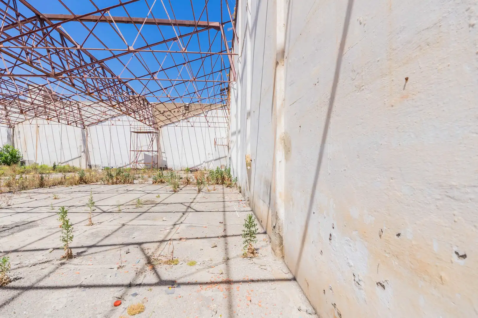 Exterior view of Industrial buildings for sale in Torremolinos