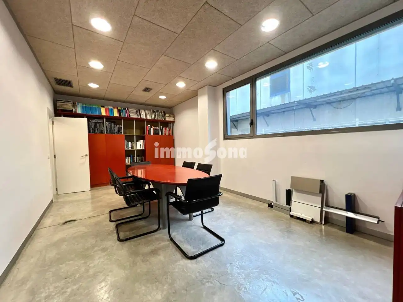 Industrial buildings for sale in Nord 