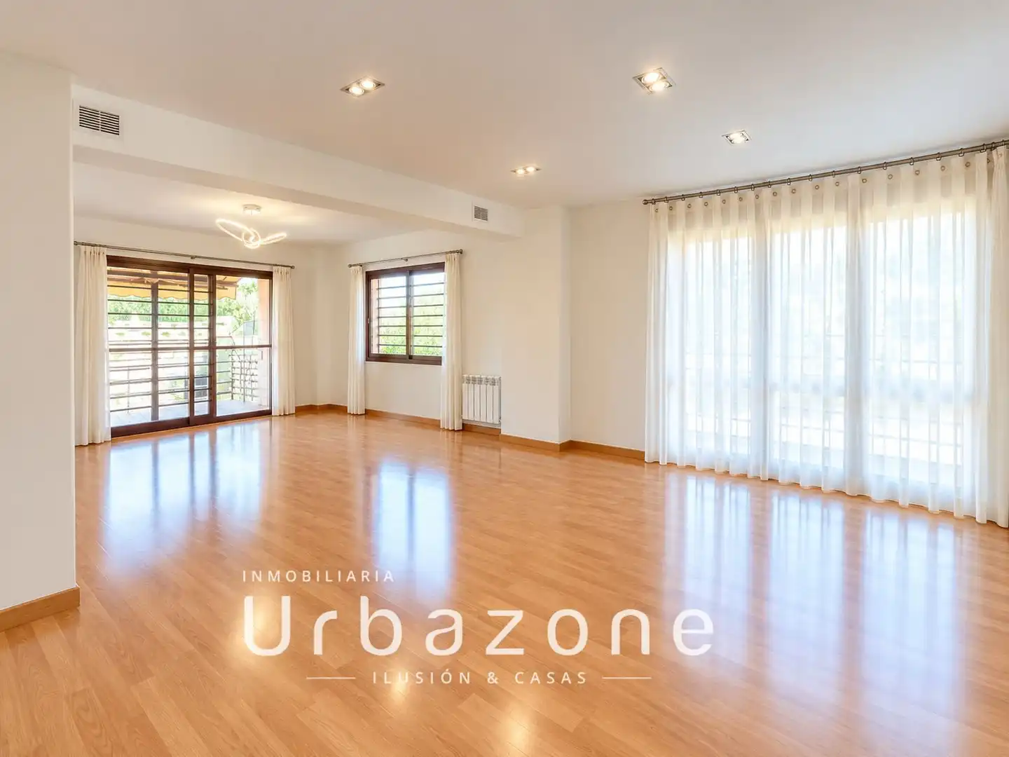 Casa con piscina en venta en Capricorn 9, imagen 7