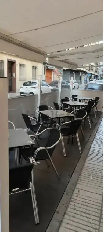 Terrassa de Local en traspas en Alzira amb Aire condicionat, Calefacció i Terrassa