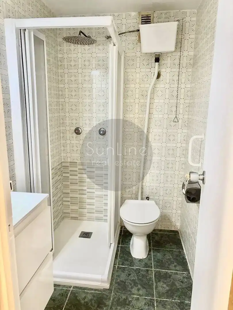 Baño de Piso de alquiler en Valencia con Aire acondicionado, Terraza y Se aceptan mascotas